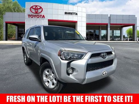Used 2016 Toyota 4Runner SR5 image 1
