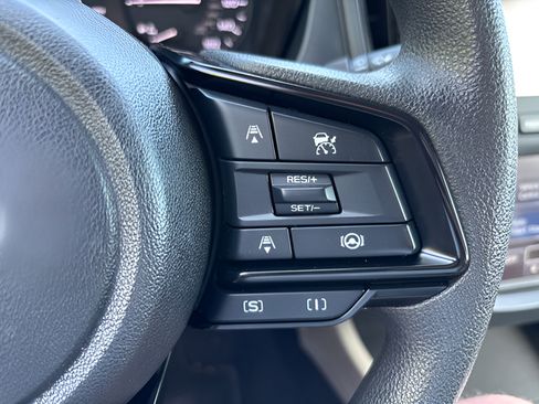 Used 2025 Subaru Forester AWD/4WD image 10