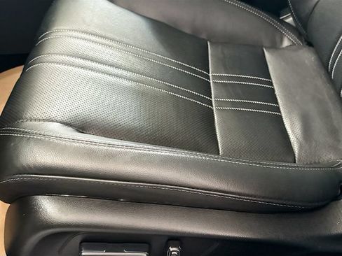 Used 2024 Honda HR-V EX-L image 19