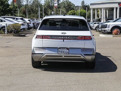 Certified 2023 Hyundai Ioniq 5 Limited AWD/4WD image 4