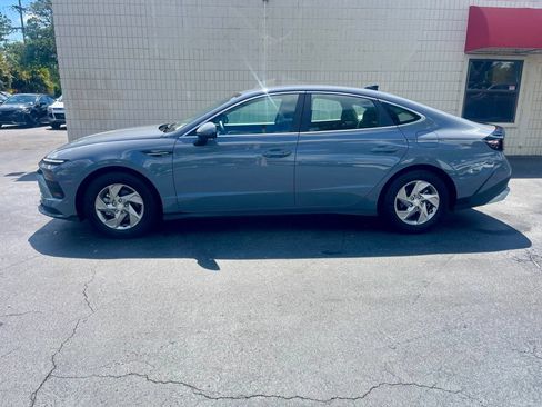 Used 2025 Hyundai Sonata SE FWD image 6