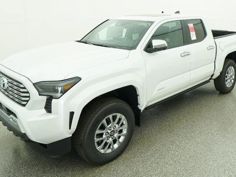 New 2026 Toyota Tacoma Limited AWD/4WD image 32