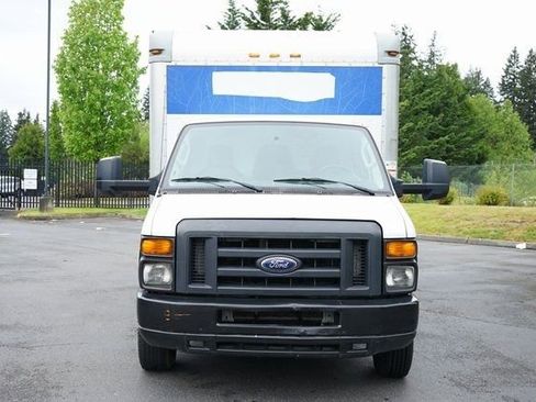 Used 2014 Ford E-350 and Econoline 350 Super Duty image 9