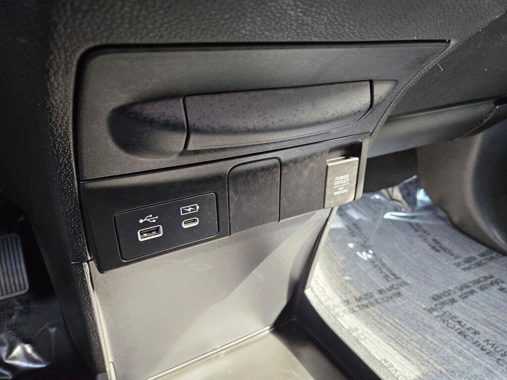 Used 2025 Honda Odyssey EX-L image 24
