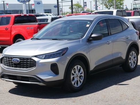 Used 2024 Ford Escape Active AWD/4WD image 6