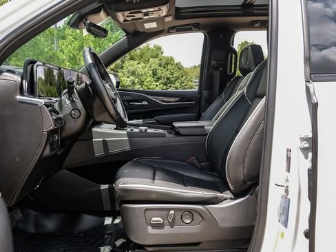 Used 2023 Cadillac Escalade ESV Sport w/ Touring Package AWD/4WD image 3