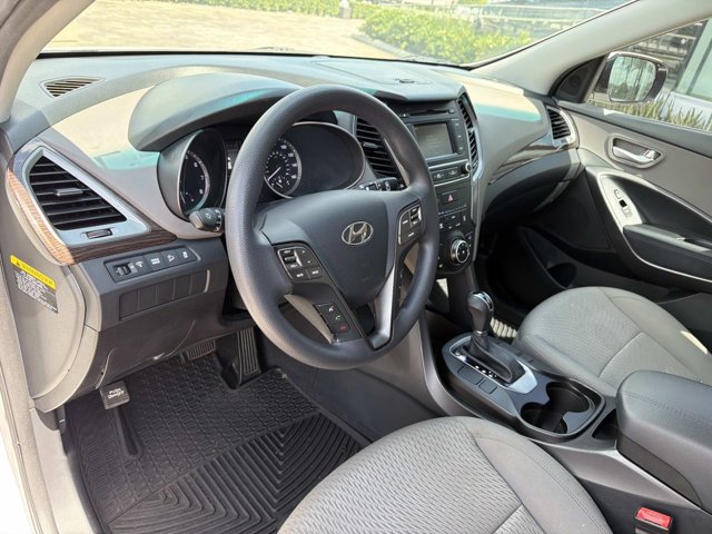 Used 2017 Hyundai Santa Fe Sport FWD image 13