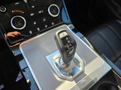 Used 2020 Land Rover Range Rover Evoque S image 35