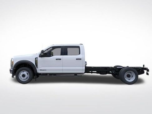 New 2026 Ford F450 4x4 Crew Cab Super Duty image 3