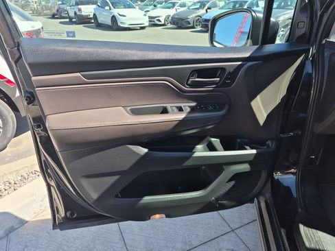 Used 2018 Honda Odyssey EX-L image 13