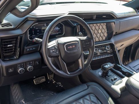Used 2023 GMC Sierra 1500 AT4 w/ AT4 Premium Package image 16