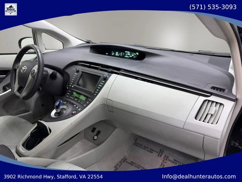 Used 2010 Toyota Prius Five FWD image 17