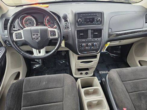Used 2013 Dodge Grand Caravan SE FWD image 21