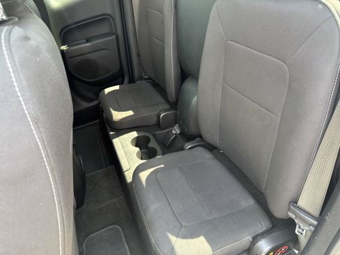 Used 2018 Chevrolet Colorado LT w/ LT Convenience Package RWD image 30