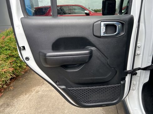 Used 2021 Jeep Wrangler Unlimited Sport image 8