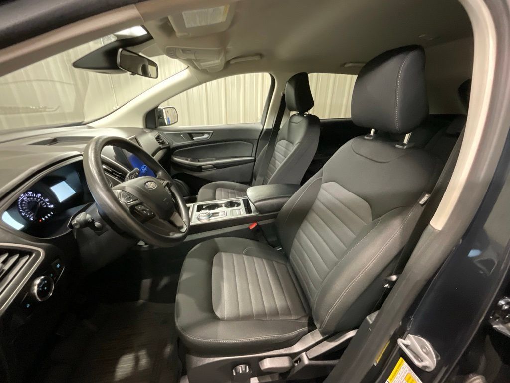 Used 2024 Ford Edge SE w/ Black Appearance Package AWD/4WD image 8