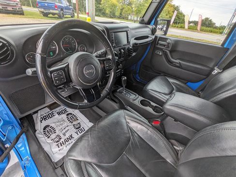 Used 2014 Jeep Wrangler Altitude image 14