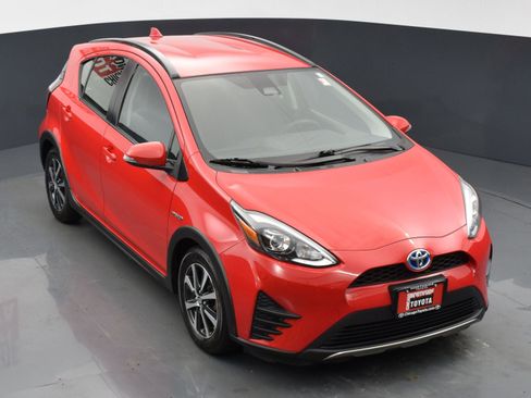 Used 2018 Toyota Prius C Two FWD image 22