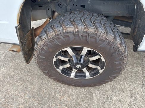 Used 2022 RAM 2500 Tradesman w/ Chrome Appearance Group image 20