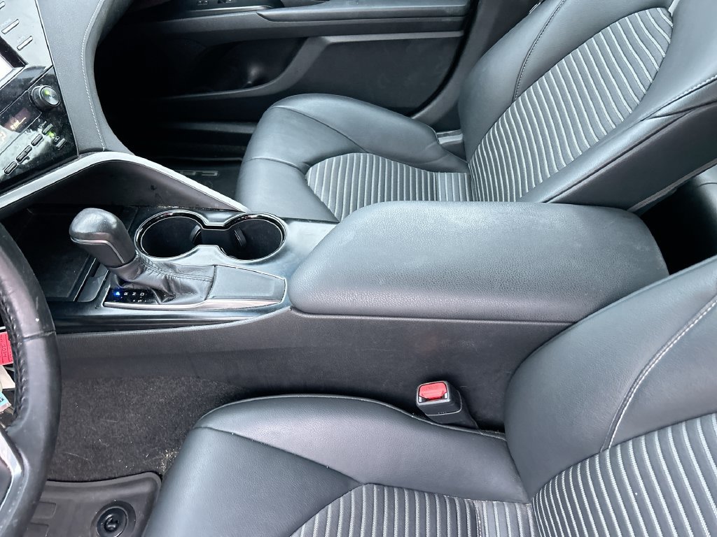 Used 2019 Toyota Camry SE FWD image 27