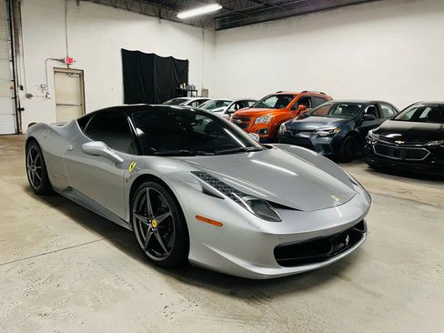 Used 2011 Ferrari 458 Italia Coupe image 4