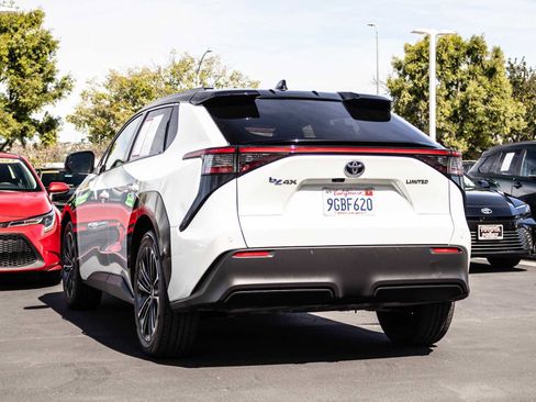 Certified 2023 Toyota bZ4X Limited image 9