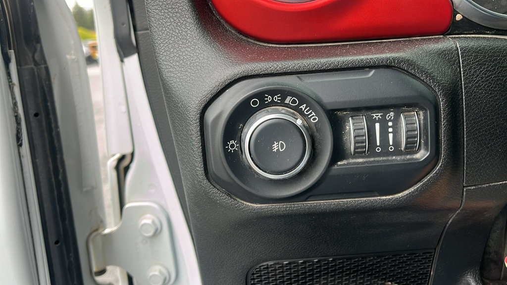 Used 2020 Jeep Wrangler Unlimited Rubicon AWD/4WD image 11