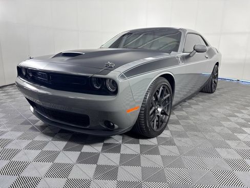Used 2017 Dodge Challenger R/T w/ Quick Order Package 22P T/A RWD image 1