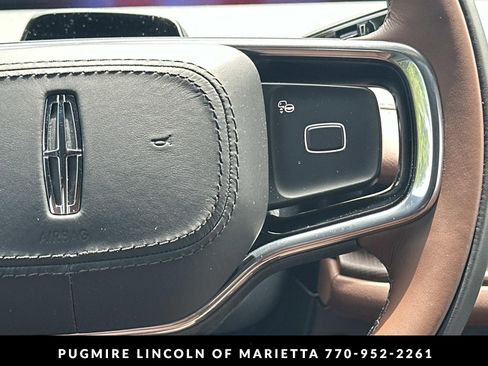 New 2026 Lincoln Navigator L Reserve AWD/4WD image 27