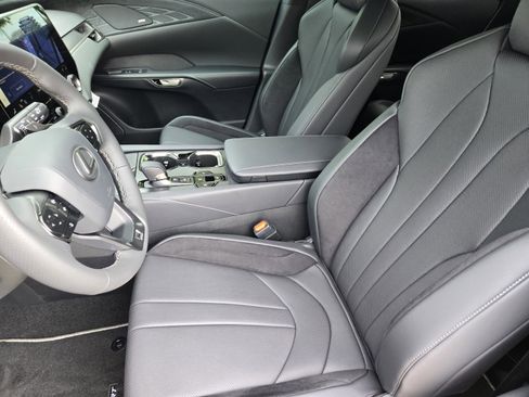 New 2026 Lexus RX 500h F Sport image 8