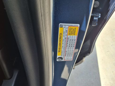 Used 2024 Chevrolet Equinox LT FWD image 34