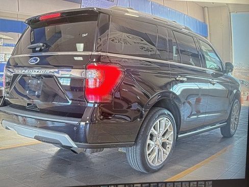 Used 2019 Ford Expedition Limited w/ Equipment Group 302A image 4