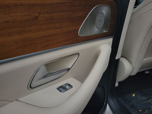 Used 2022 Mercedes-Benz GLE 350 4MATIC image 7