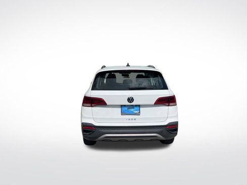 Used 2022 Volkswagen Taos S FWD image 7