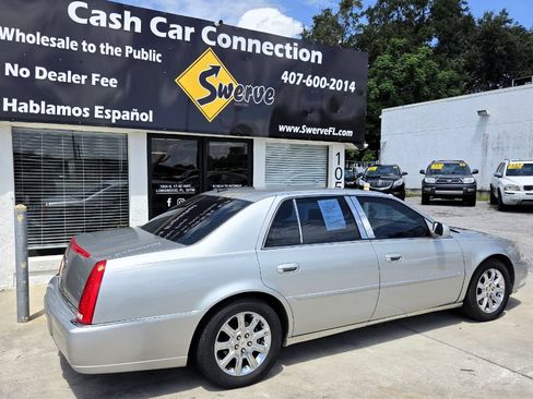 Used 2008 Cadillac DTS FWD image 7
