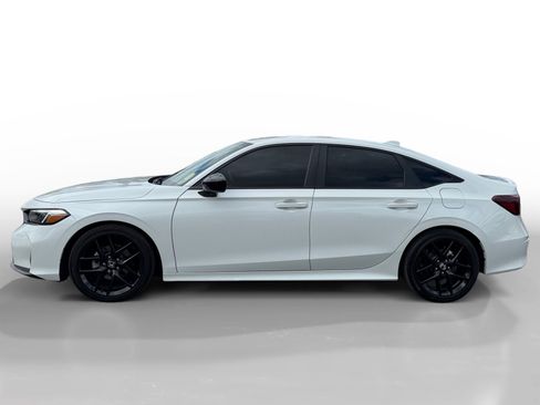 Used 2025 Honda Civic Sport image 2