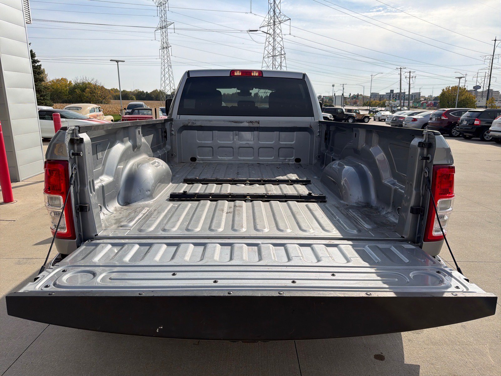 Used 2024 RAM 3500 Big Horn AWD/4WD image 8