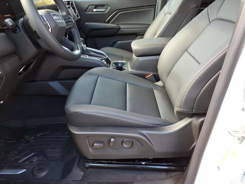 New 2026 GMC Canyon Elevation w/ Convenience Package image 14