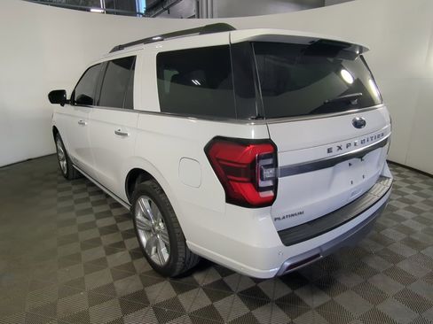 Certified 2024 Ford Expedition Platinum image 11