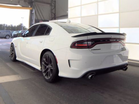Used 2020 Dodge Charger Scat Pack RWD image 6