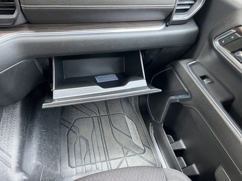 Used 2023 Chevrolet Silverado 1500 LT image 36