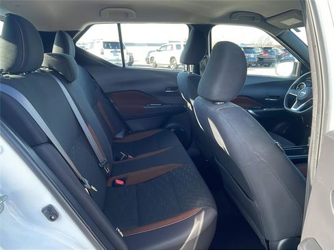 Used 2024 Nissan Kicks SR image 15