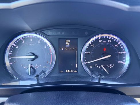 Used 2014 Toyota Highlander XLE image 34