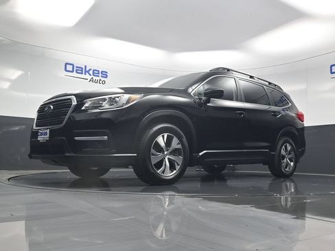 Used 2019 Subaru Ascent Premium w/ Popular Package #2 AWD/4WD image 39