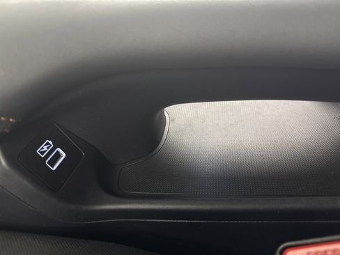 Certified 2023 Honda HR-V Sport image 31