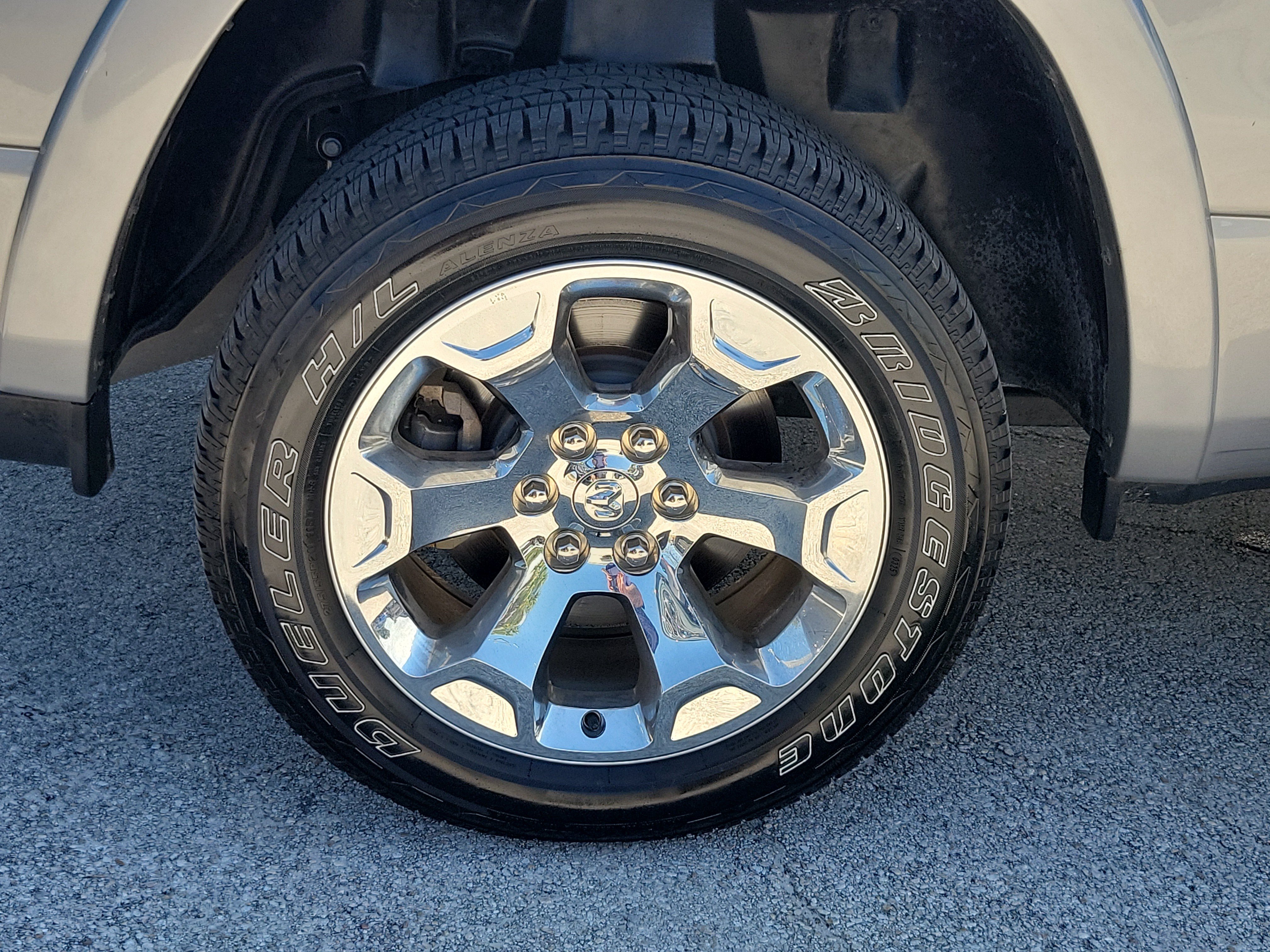 Used 2025 RAM 1500 Big Horn AWD/4WD image 5