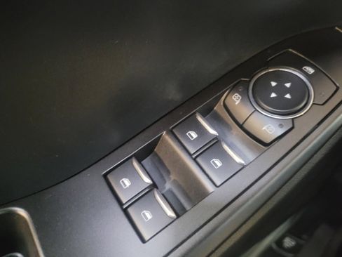 Used 2021 Ford Explorer 2WD image 27