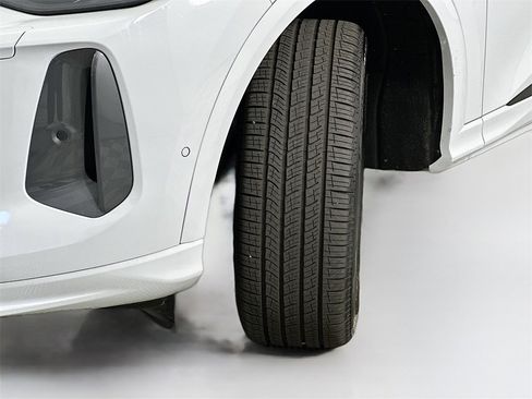 New 2025 Audi Q5 2.0T Premium Plus image 25