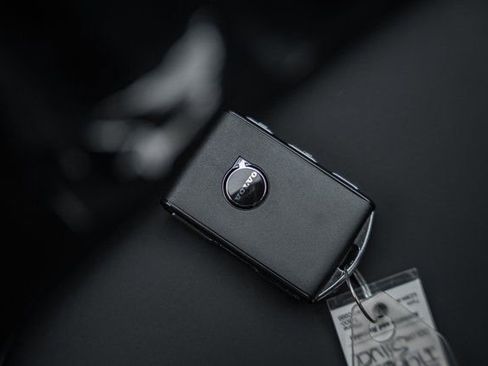 New 2026 Volvo XC60 B5 Plus w/ Protection Package Premier image 44