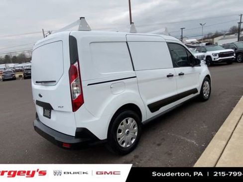 Used 2019 Ford Transit Connect XLT image 9